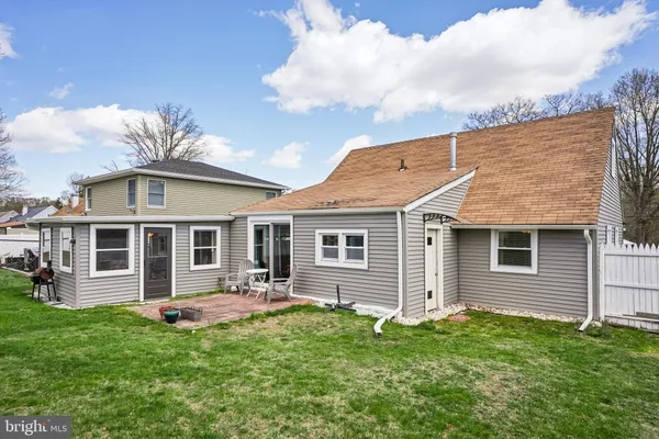 $370,000 | 1005 Terrace Boulevard, Ewing, NJ 08618