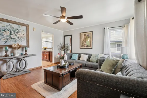 $370,000 | 1005 Terrace Boulevard, Ewing, NJ 08618