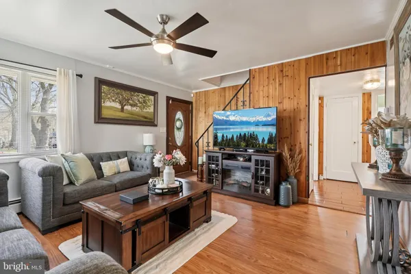 $370,000 | 1005 Terrace Boulevard, Ewing, NJ 08618