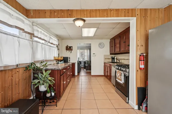 $370,000 | 1005 Terrace Boulevard, Ewing, NJ 08618