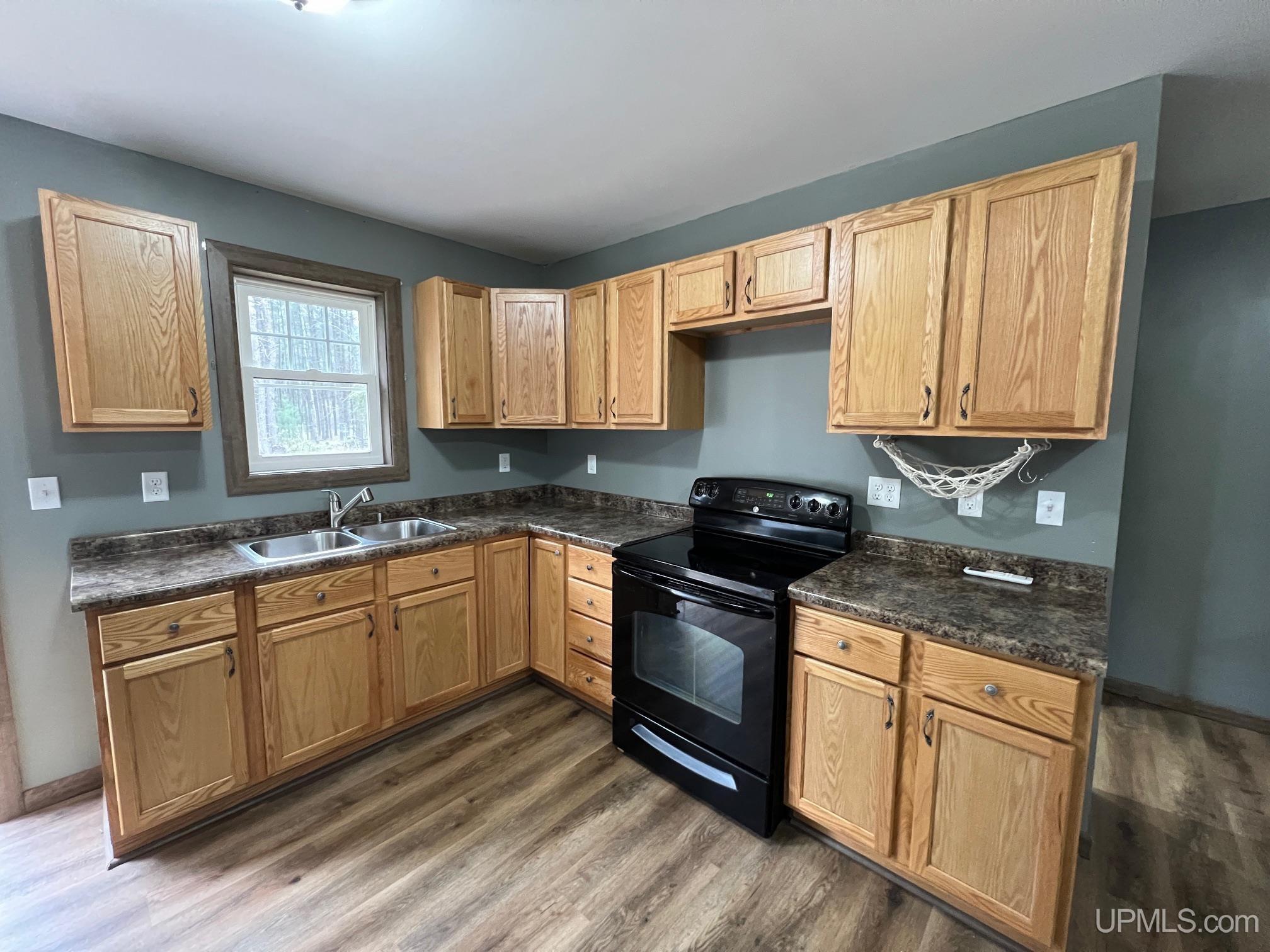 8670 County Road CD Ishpeming, MI 49849 - Photo 5 of 29 Gallery Image 5