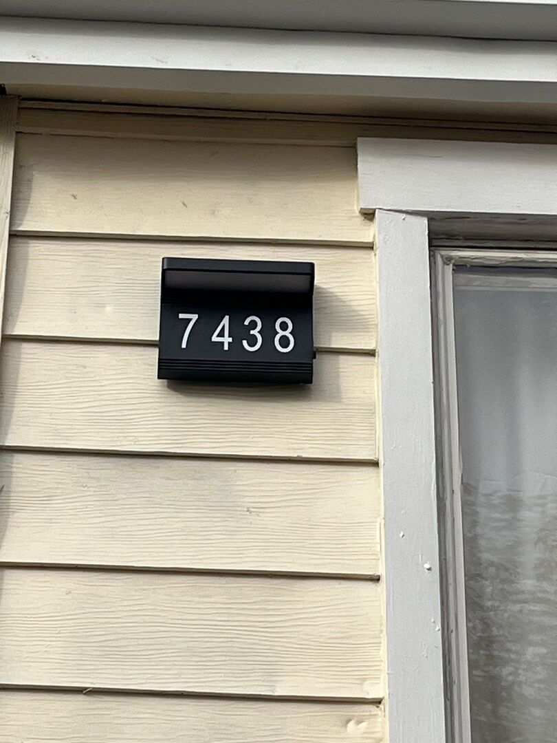 7438 South Champlain Avenue Chicago, IL 60619 - Photo 3 of 33