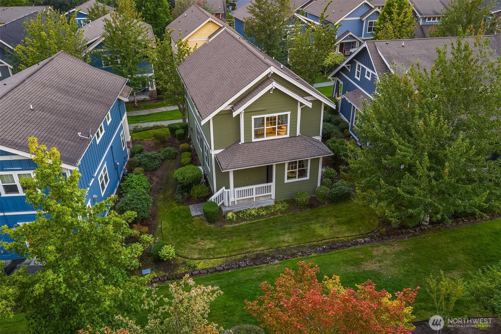 1748 25th Walk Northeast Issaquah, WA 98029 - Photo 36 of 40 an aerial view of a house