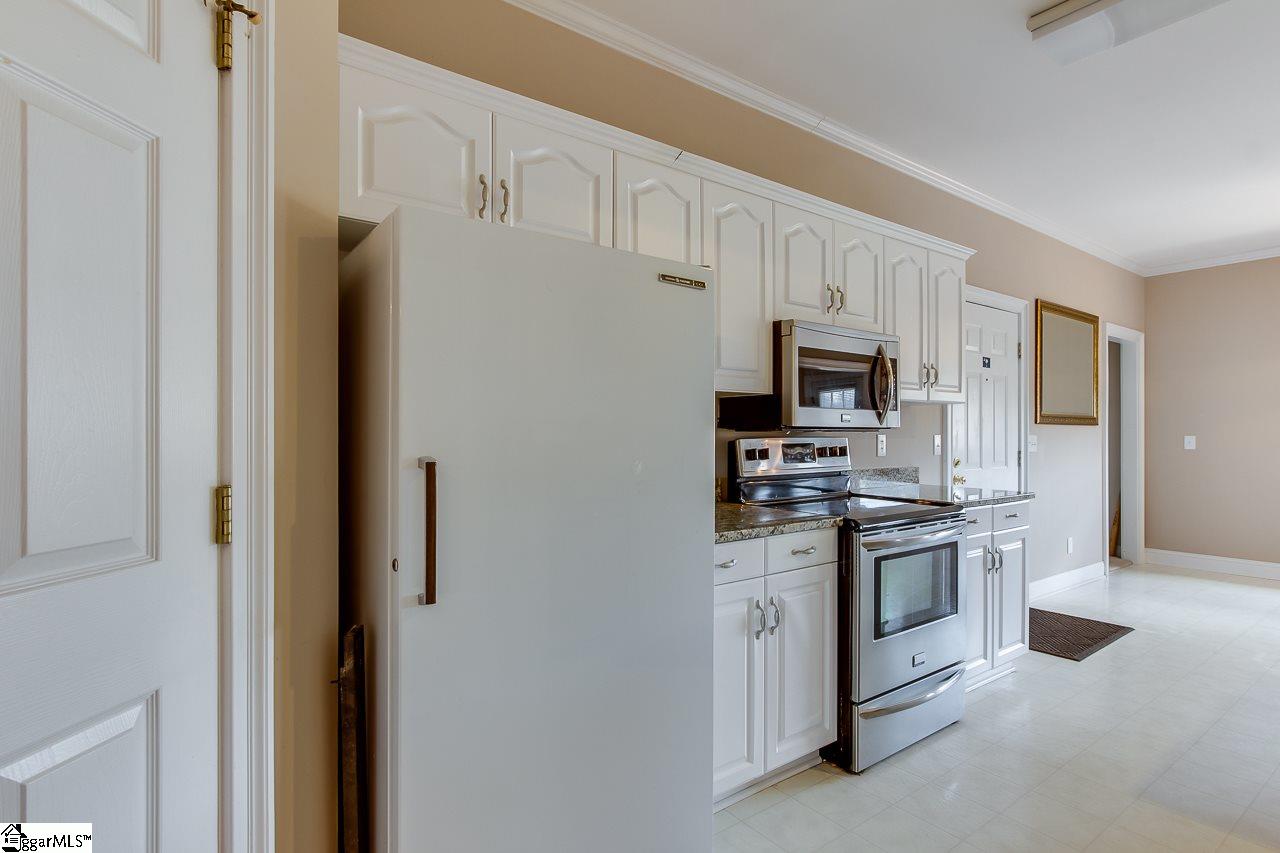 115 Silver Ridge Court Greer, SC 29651 - Photo 19 of 36