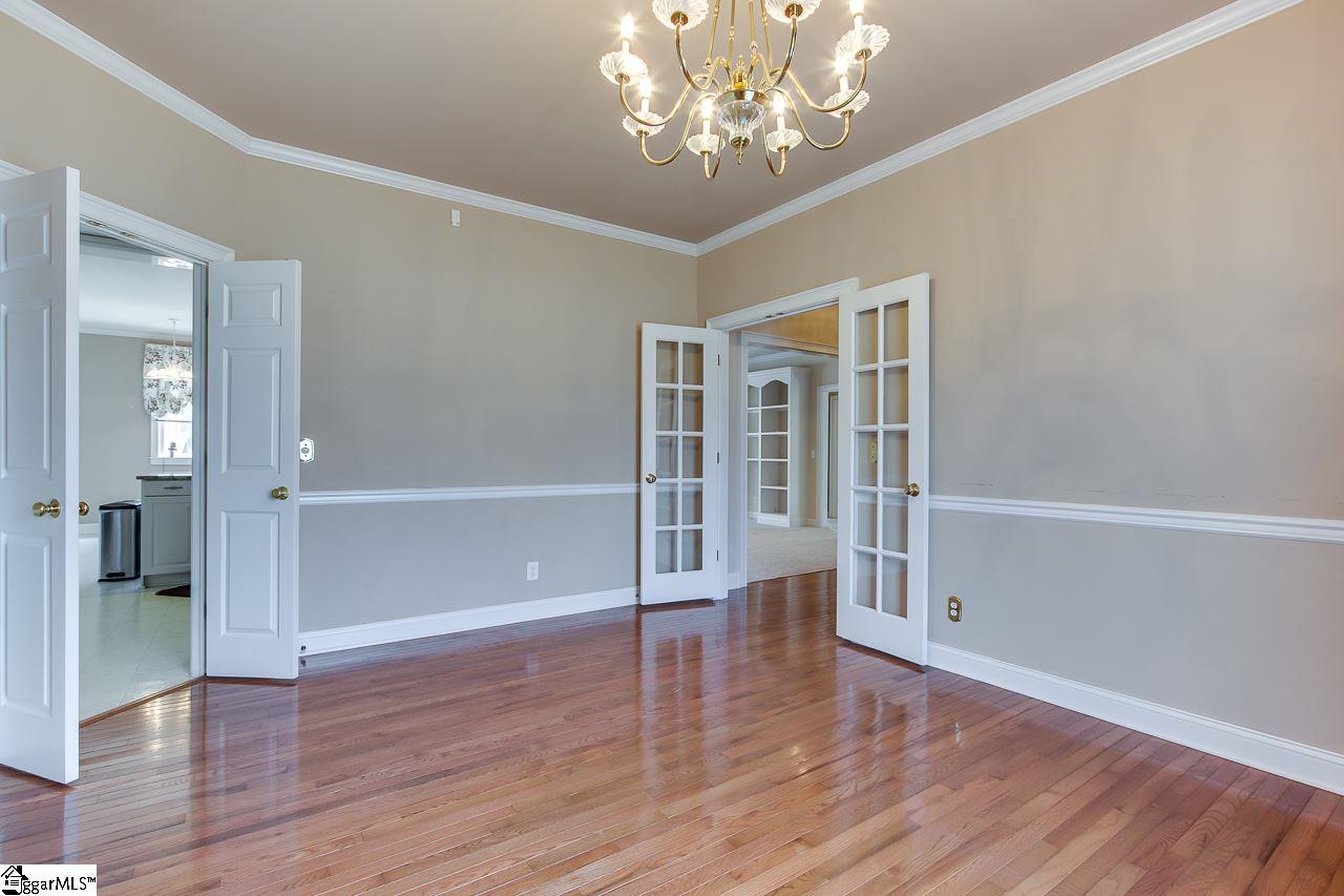 115 Silver Ridge Court Greer, SC 29651 - Photo 10 of 36