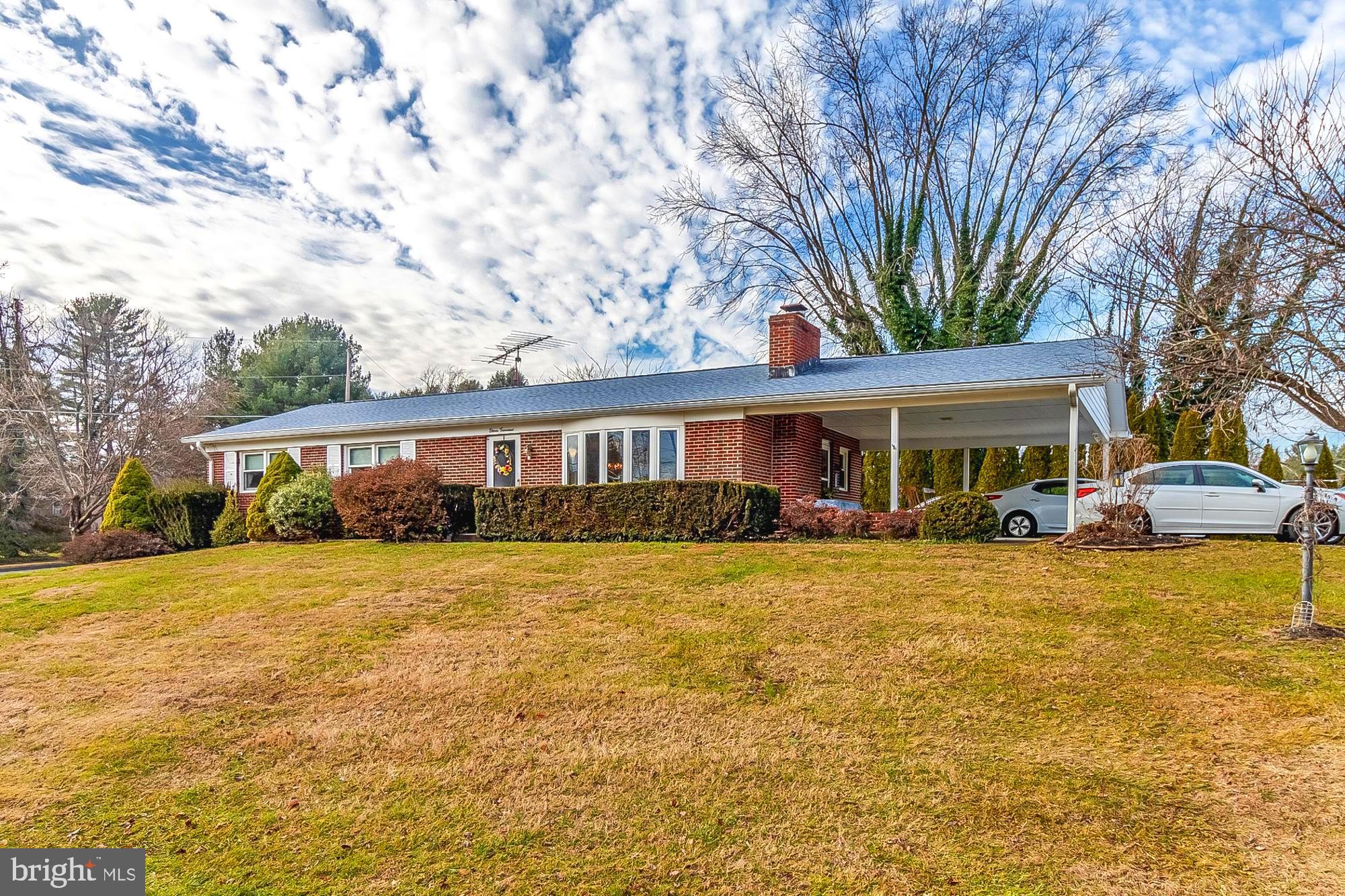 11000 Gateview Road Cockeysville, MD 21030 - Photo 3 of 47 Attached carport and driveway can fit 5-6 cars.