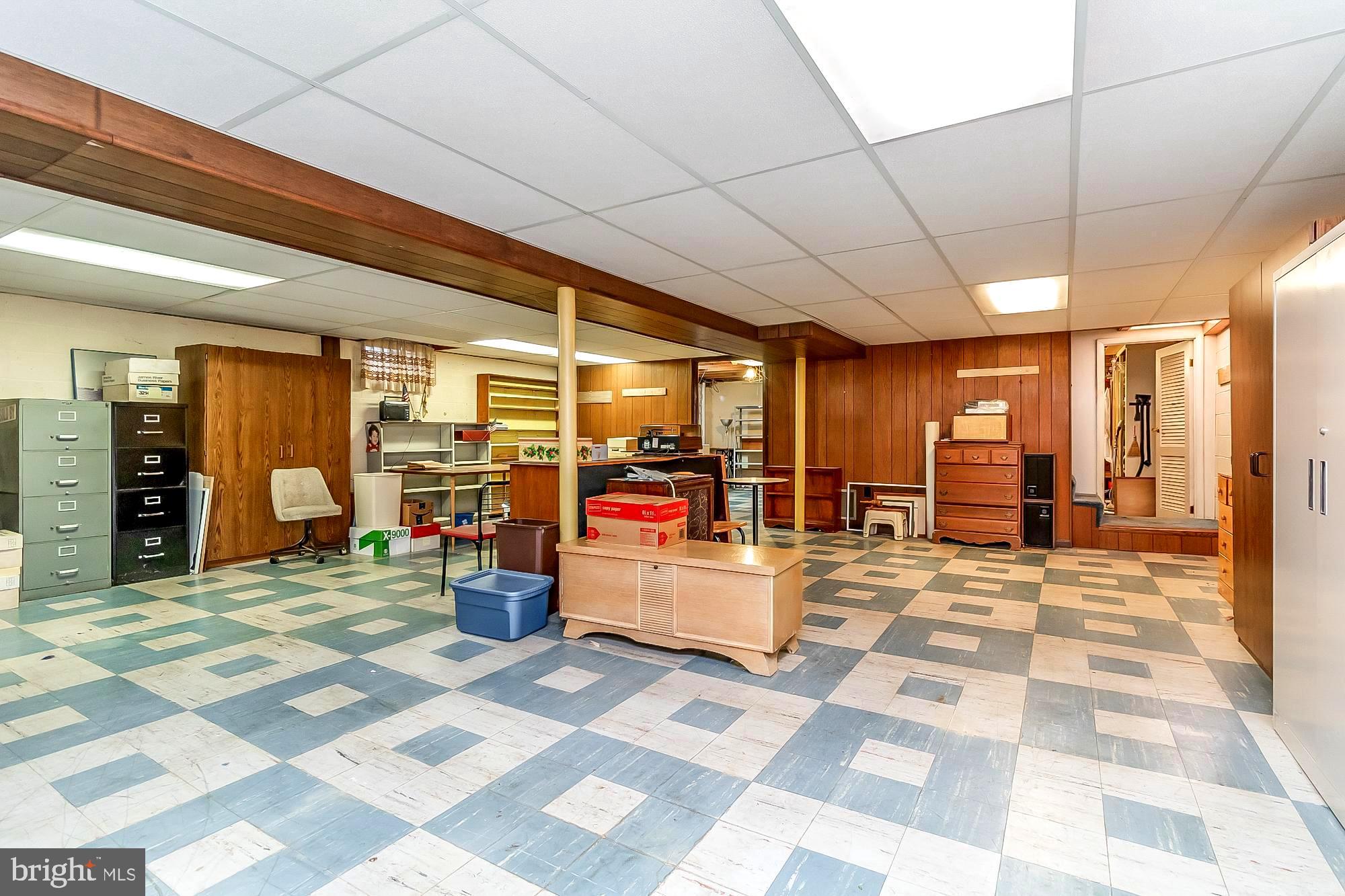 11000 Gateview Road Cockeysville, MD 21030 - Photo 33 of 47 Lower level perfect for clubroom