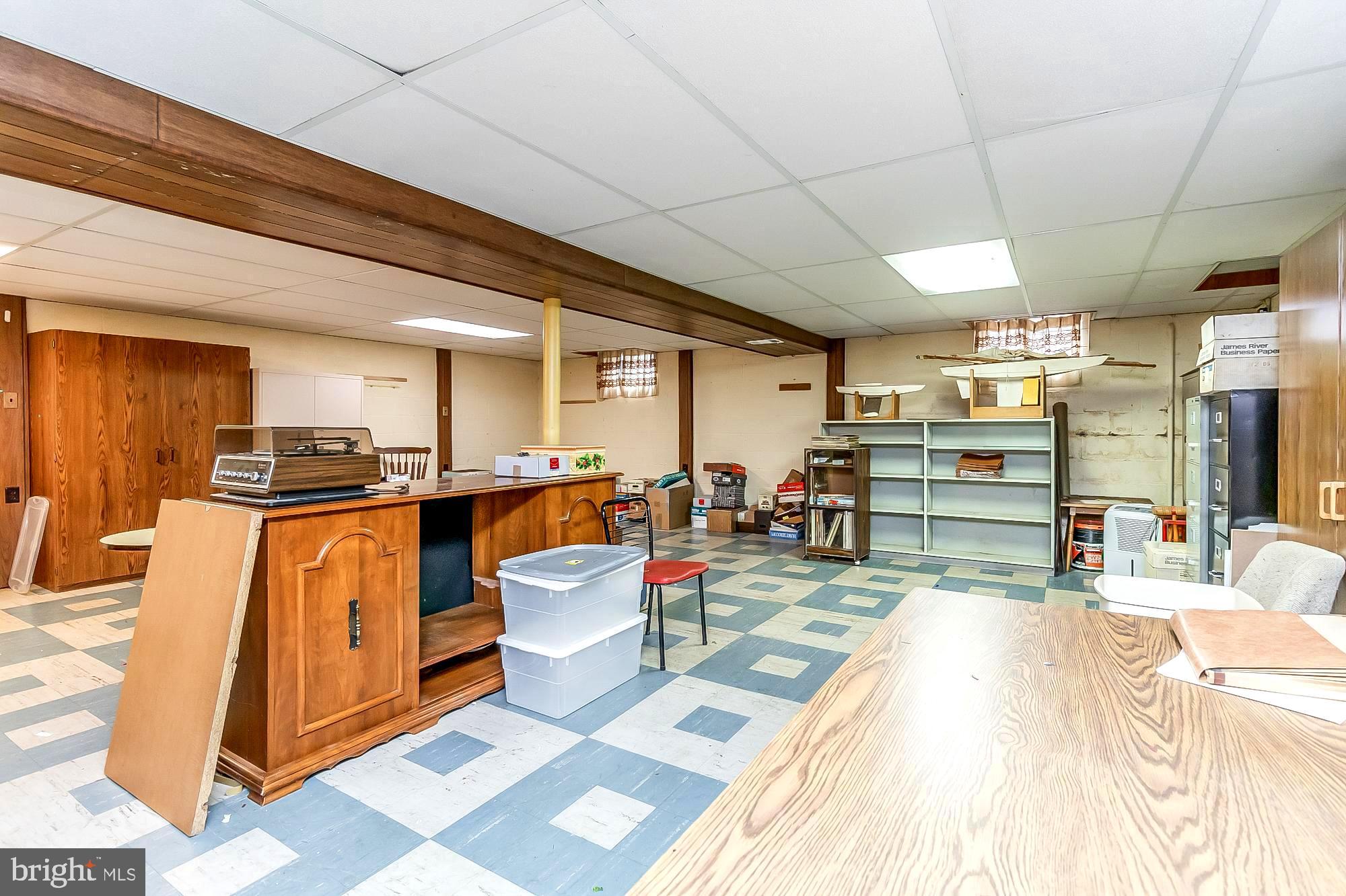 11000 Gateview Road Cockeysville, MD 21030 - Photo 34 of 47 Room for great game room