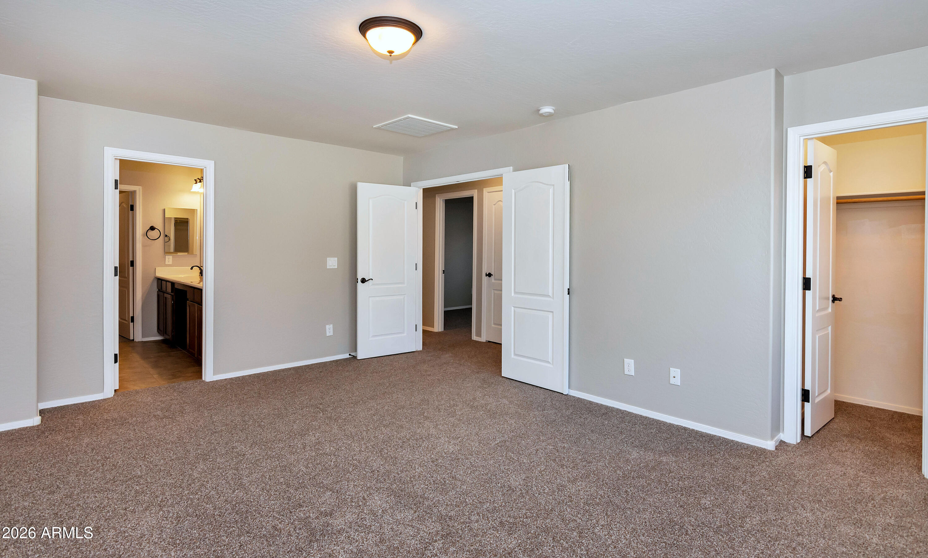 893 South Adam Way Gilbert, AZ 85296 - Photo 14 of 23