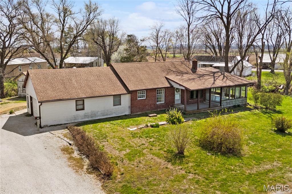 3114 Maeystown Road Fults, IL 62244 - Photo 1 of 39