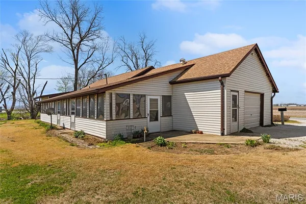 $139,900 | 3114 Maeystown Road, Fults, IL 62244