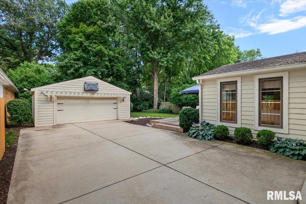 2006 South Wiggins Avenue Springfield, IL 62704 - Photo 39 of 43 Gallery Image 39