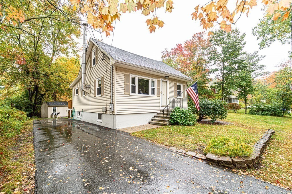 17 Leland Road North Reading, MA 01864 - Photo 6 of 42 Gallery Image 6