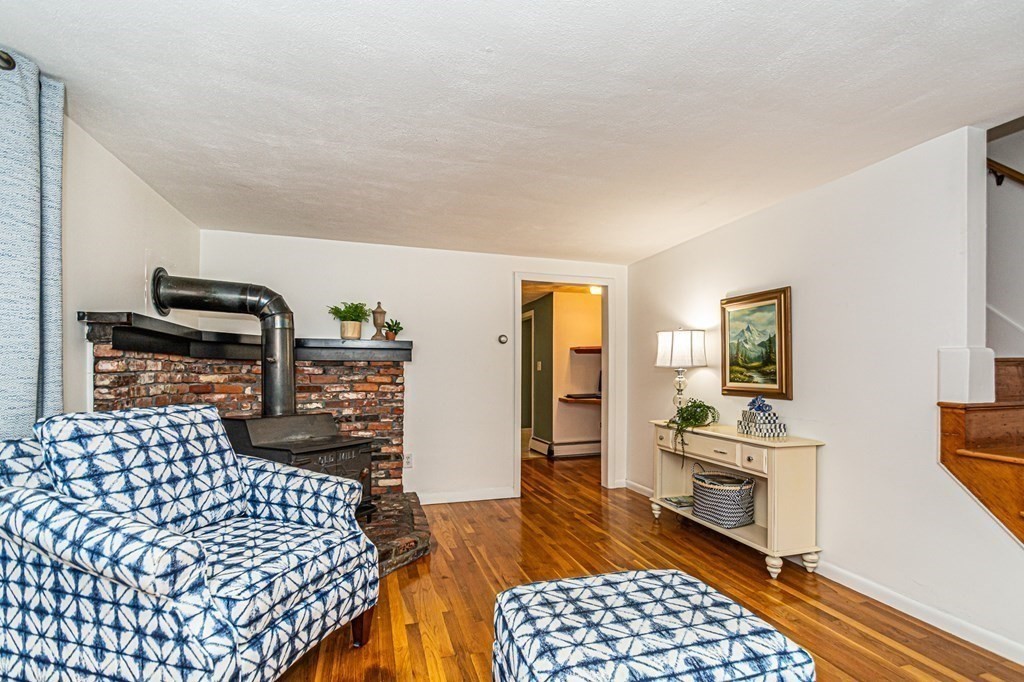 17 Leland Road North Reading, MA 01864 - Photo 9 of 42 Gallery Image 9