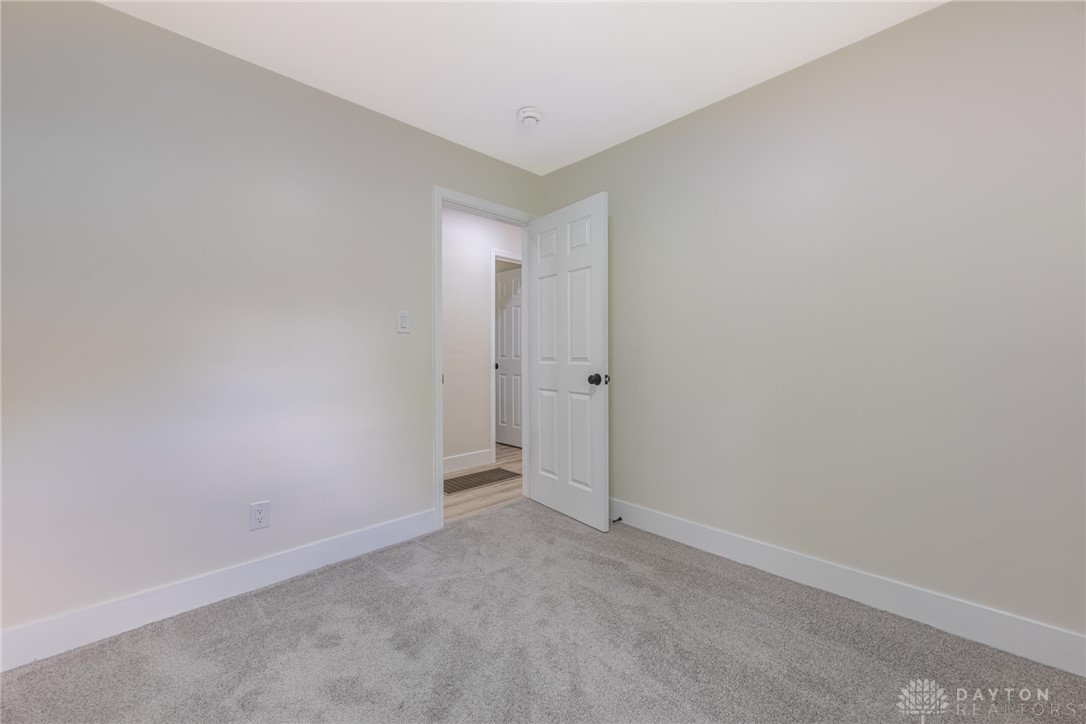 3881 Robinson Vail Road Franklin, OH 45005 - Photo 13 of 30