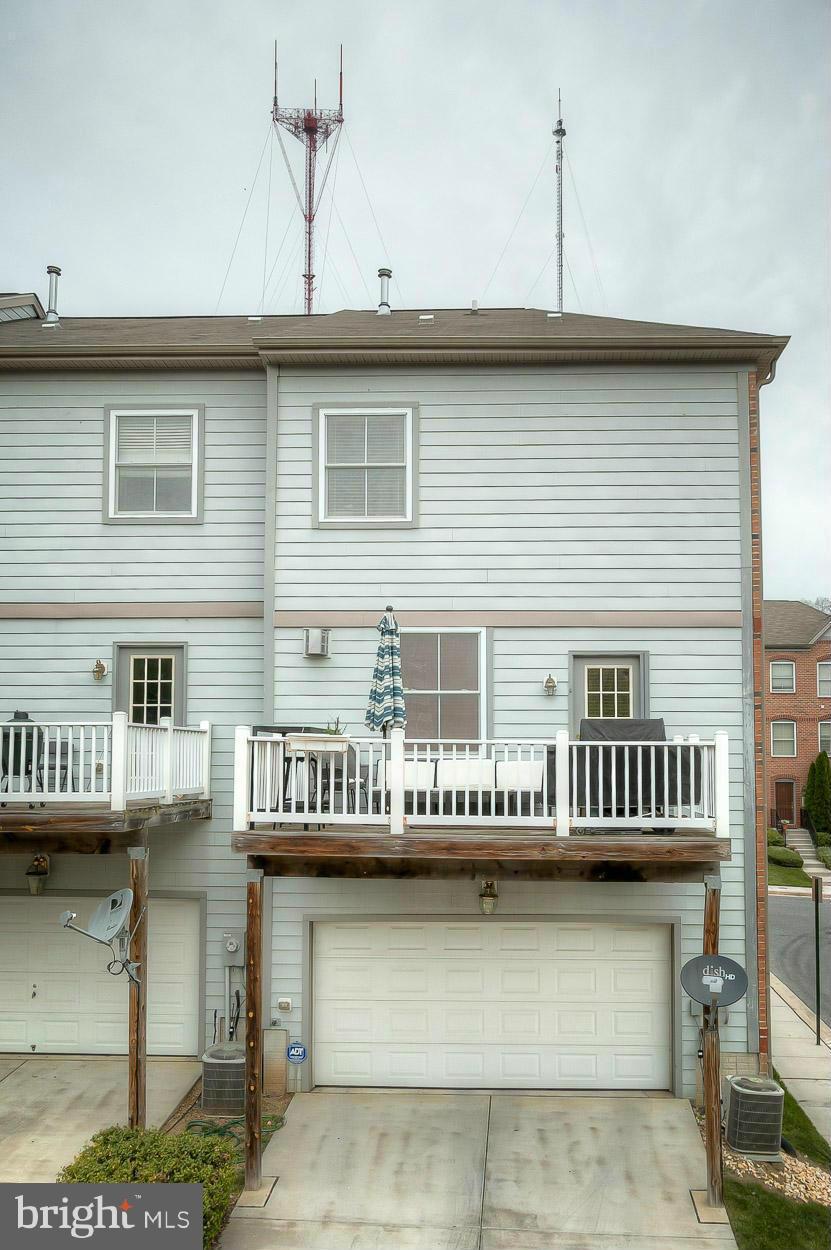 2087 Clipper Park Road Baltimore, MD 21211 - Photo 23 of 30 Exterior (Rear)