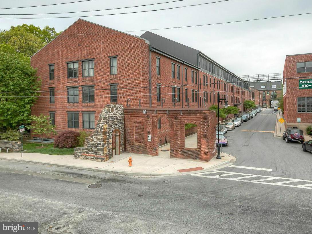 2087 Clipper Park Road Baltimore, MD 21211 - Photo 29 of 30 Community