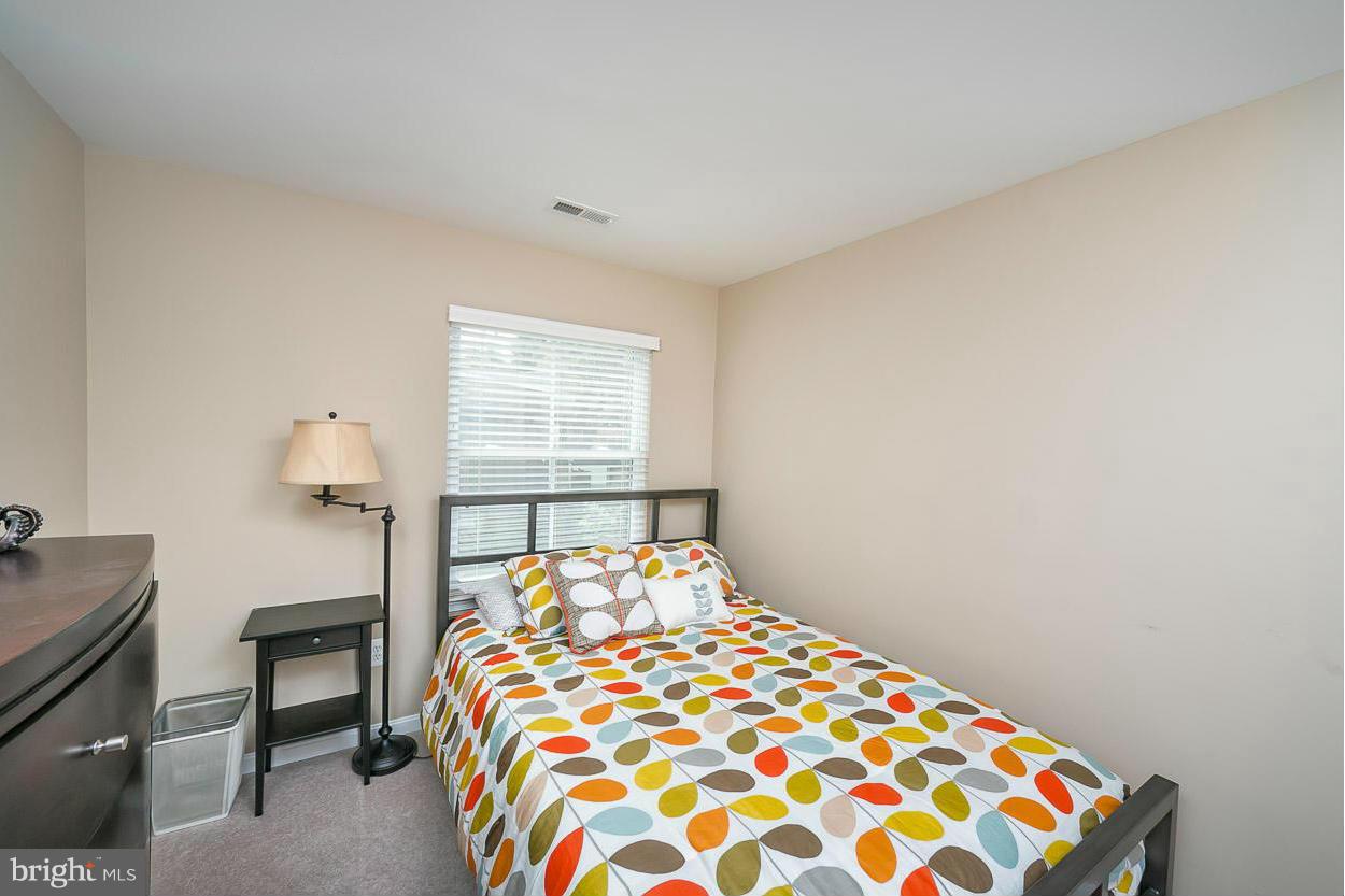 2087 Clipper Park Road Baltimore, MD 21211 - Photo 10 of 30 Bedroom