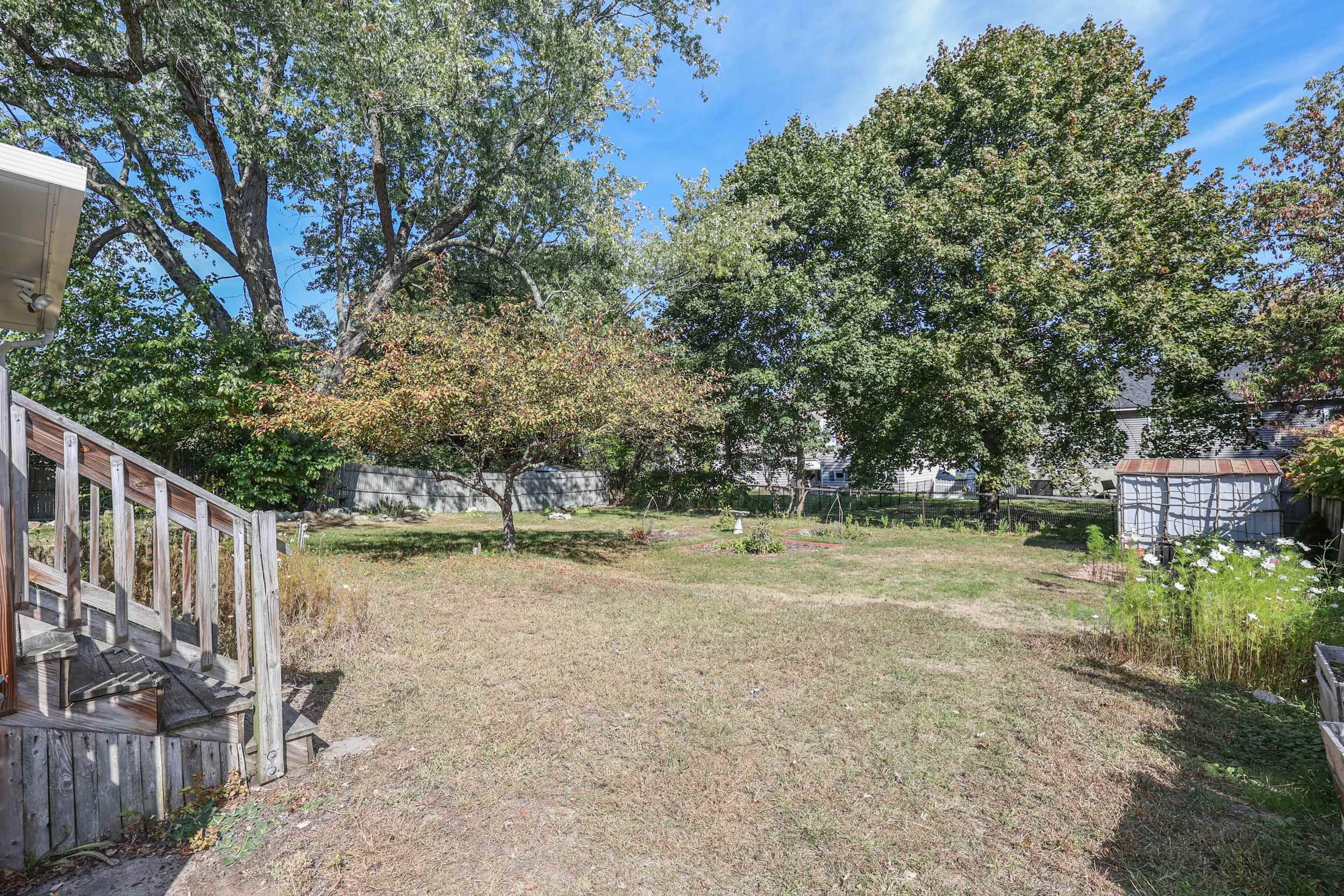 328 South Mammoth Road Manchester, NH 03109 - Photo 30 of 43