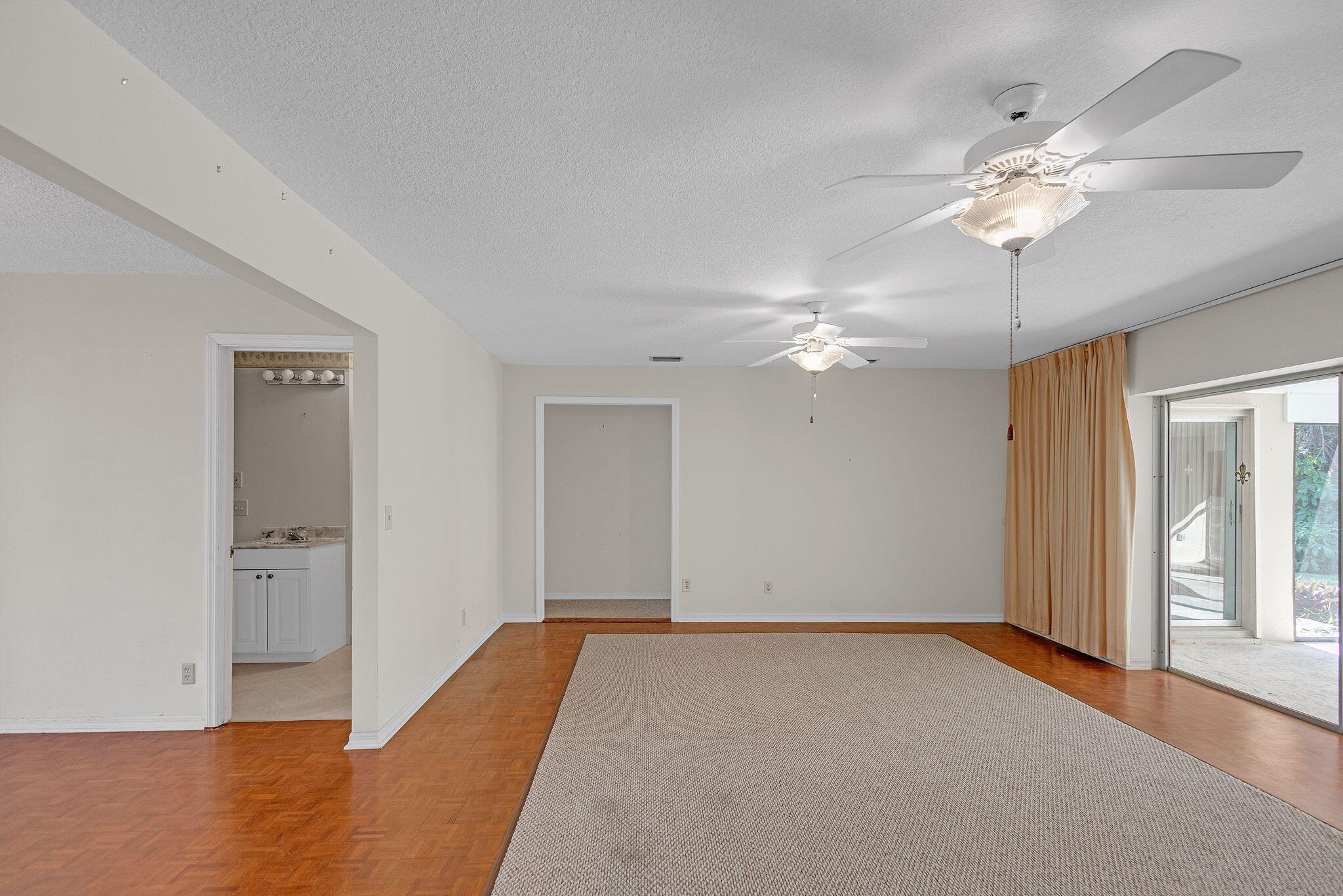 11 Middle Road Stuart, FL 34996 - Photo 4 of 21 11_Middle_Rd_Stuart_FL_34996_USA-Others-