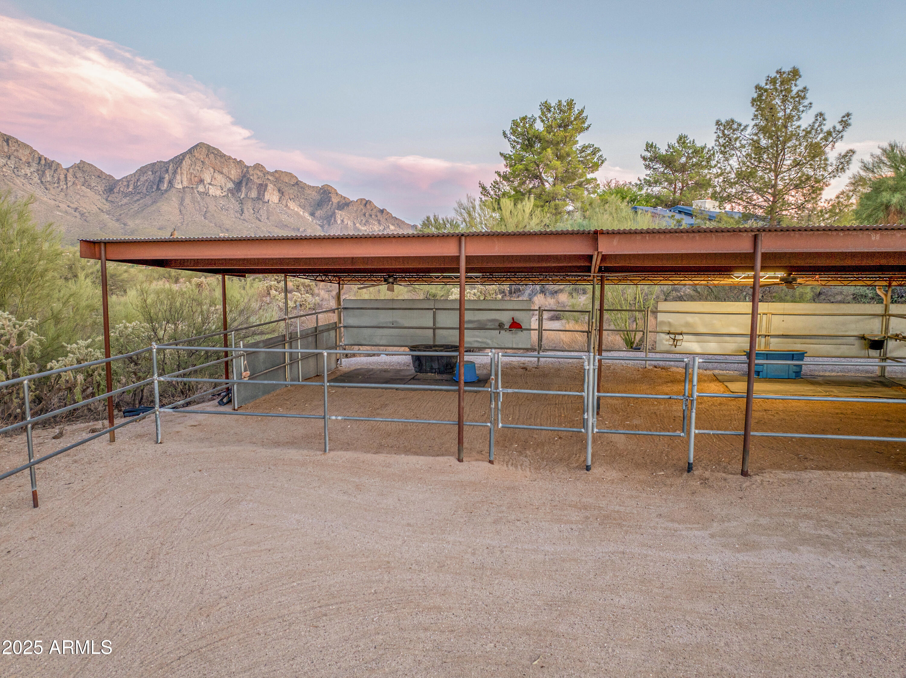 11484 North 1st Avenue Tucson, AZ 85737 - Photo 43 of 47 a view of outdoor space with a mountain view
