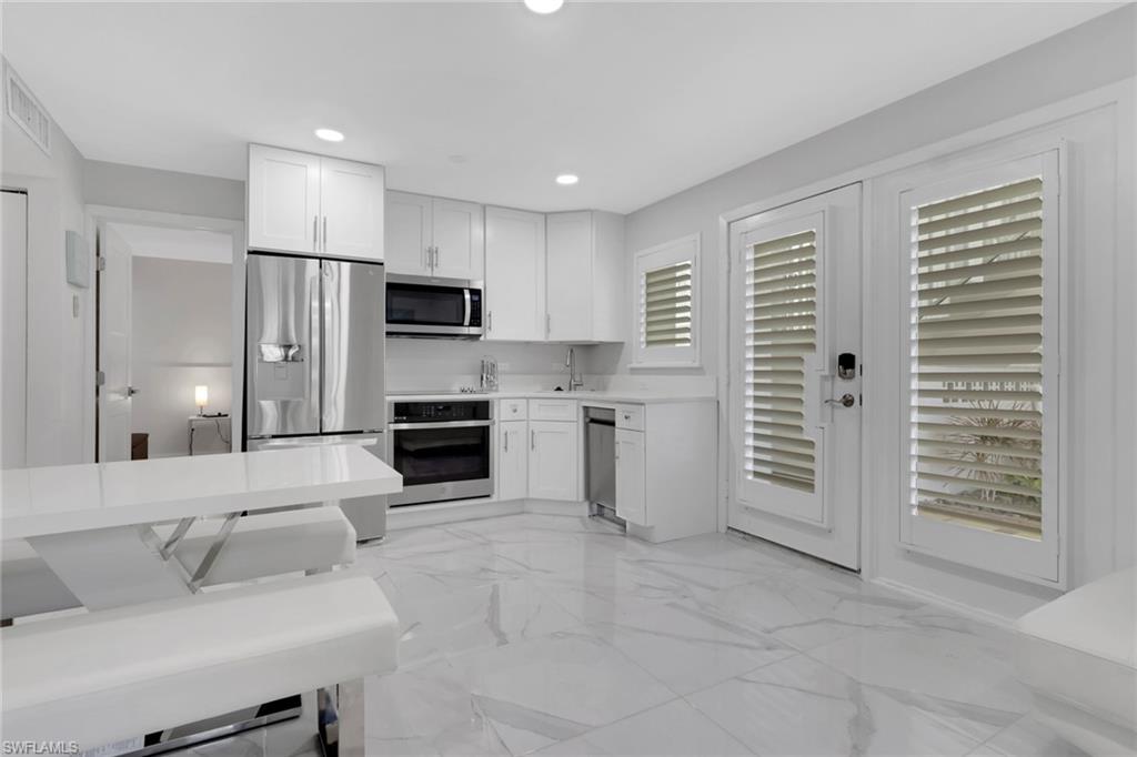175 5th Avenue South, Unit 4 Naples, FL 34102 - Photo 9 of 50 Gallery Image 9
