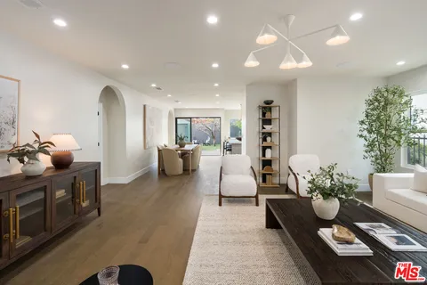 $1,499,000 | 3751 Edgehill Drive, Los Angeles, CA 90018