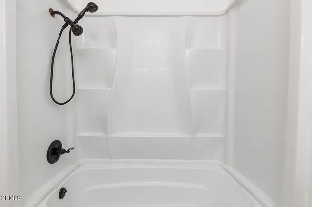 $2,275 | 300 North El Molino Avenue, Unit 309, Pasadena, CA 91101