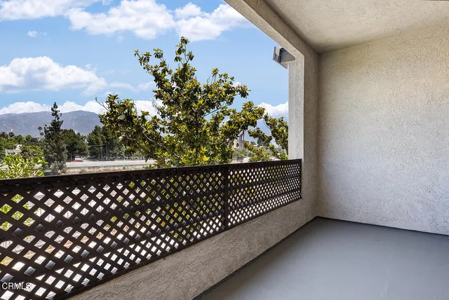 $2,275 | 300 North El Molino Avenue, Unit 309, Pasadena, CA 91101