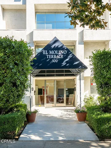 $2,275 | 300 North El Molino Avenue, Unit 309, Pasadena, CA 91101