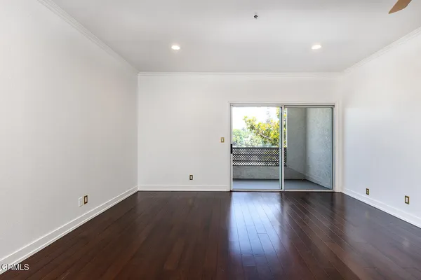 $2,275 | 300 North El Molino Avenue, Unit 309, Pasadena, CA 91101