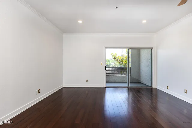 $2,275 | 300 North El Molino Avenue, Unit 309, Pasadena, CA 91101