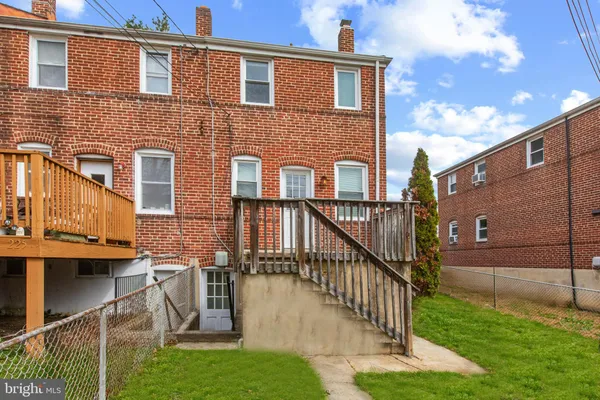 $1,995 | 227 Willow Avenue, Baltimore, MD 21286