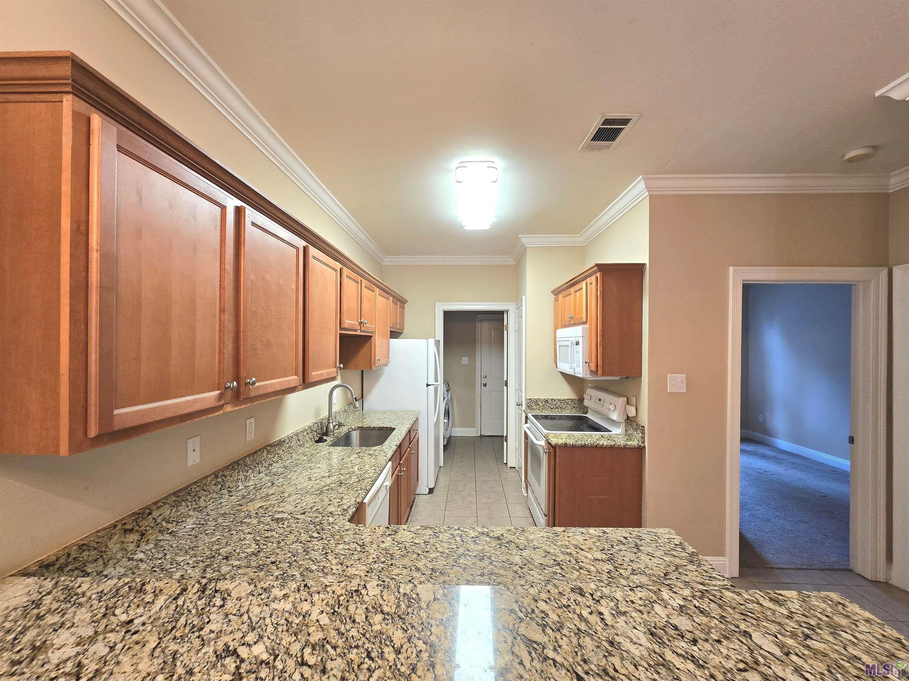 2108 Cypress Hall Alley Baton Rouge, LA 70820 - Photo 4 of 25