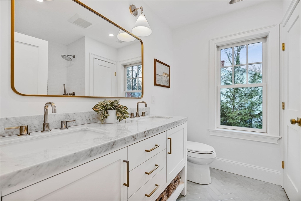 26 Cottage Street Wellesley, MA 02482 - Photo 20 of 29