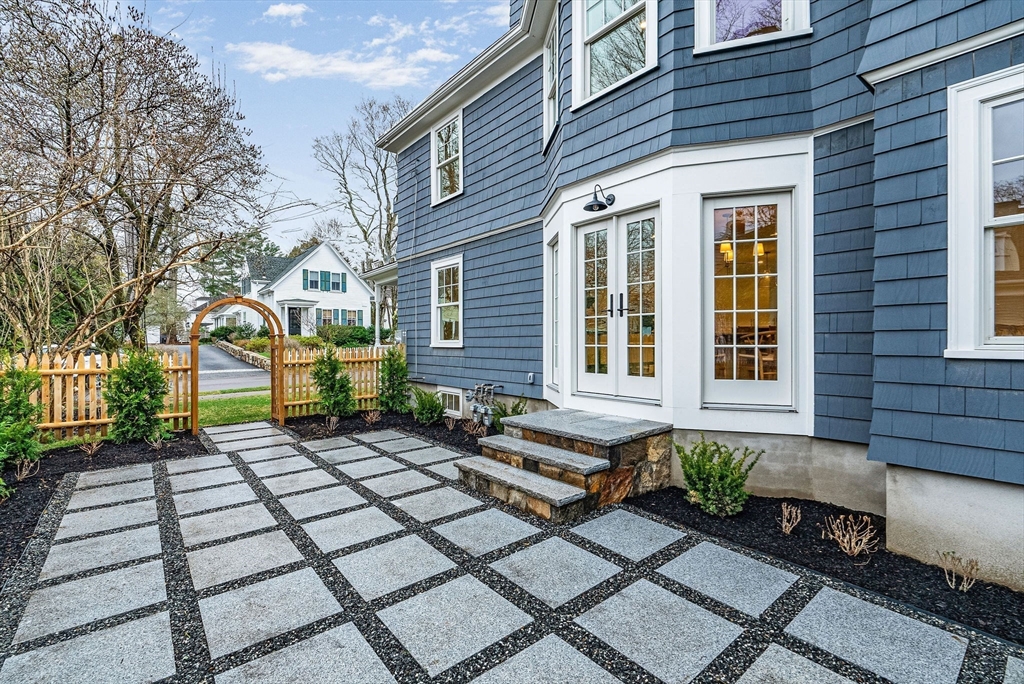 26 Cottage Street Wellesley, MA 02482 - Photo 28 of 29