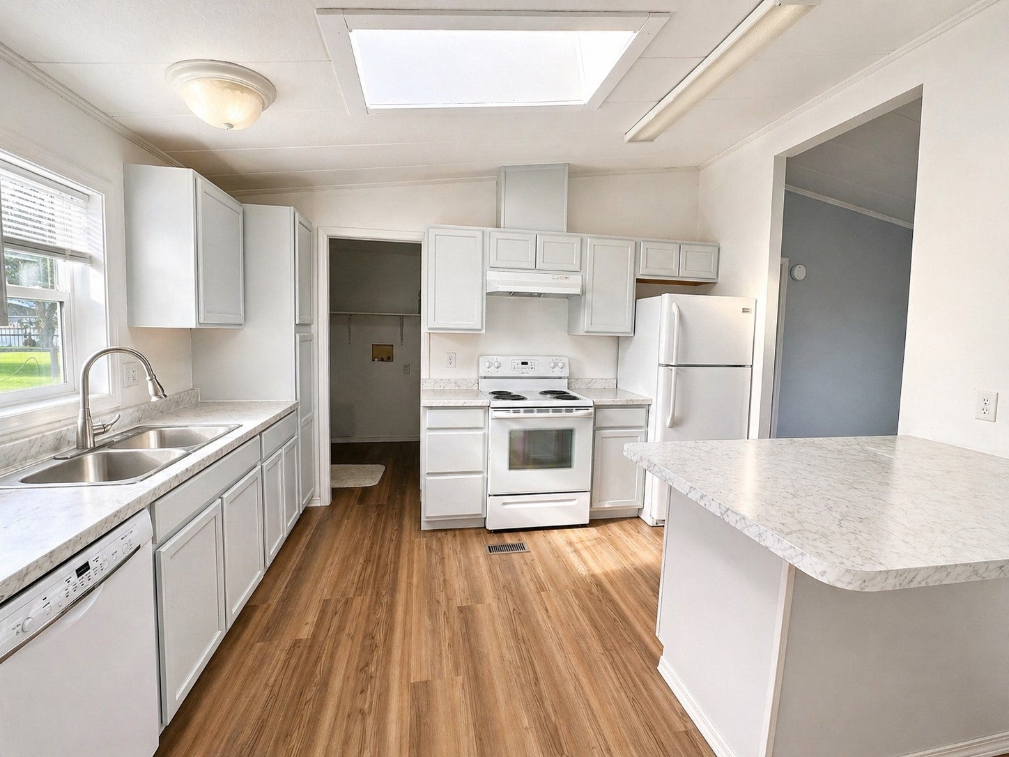 536 Cheery Lynn Road Kalispell, MT 59901 - Photo 3 of 16 Gallery Image 3