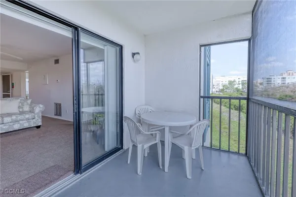 $309,000 | 22676 Island Pines Way, Unit 148, Fort Myers Beach, FL 33931