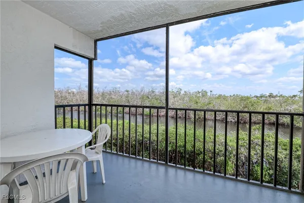 $309,000 | 22676 Island Pines Way, Unit 148, Fort Myers Beach, FL 33931