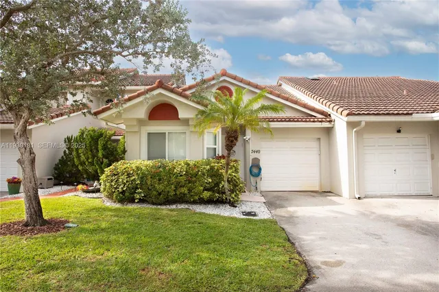 $400,000 | 7440 Pinewalk Drive South, Margate, FL 33063