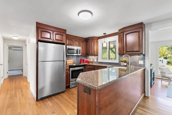 $1,495,000 | 409 Haverhill Street, Reading, MA 01867