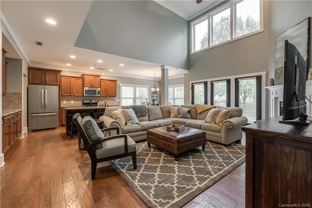1027 Angelica Lane Tega Cay, SC 29708 - Photo 6 of 25 Gallery Image 6