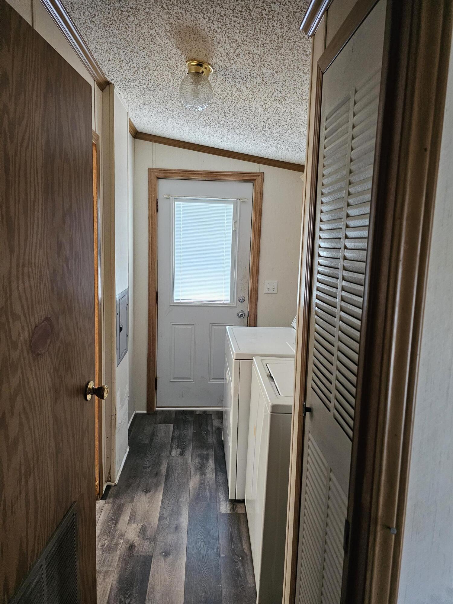 722 Roe Street Buchanan, MI 49107 - Photo 14 of 18 utility room