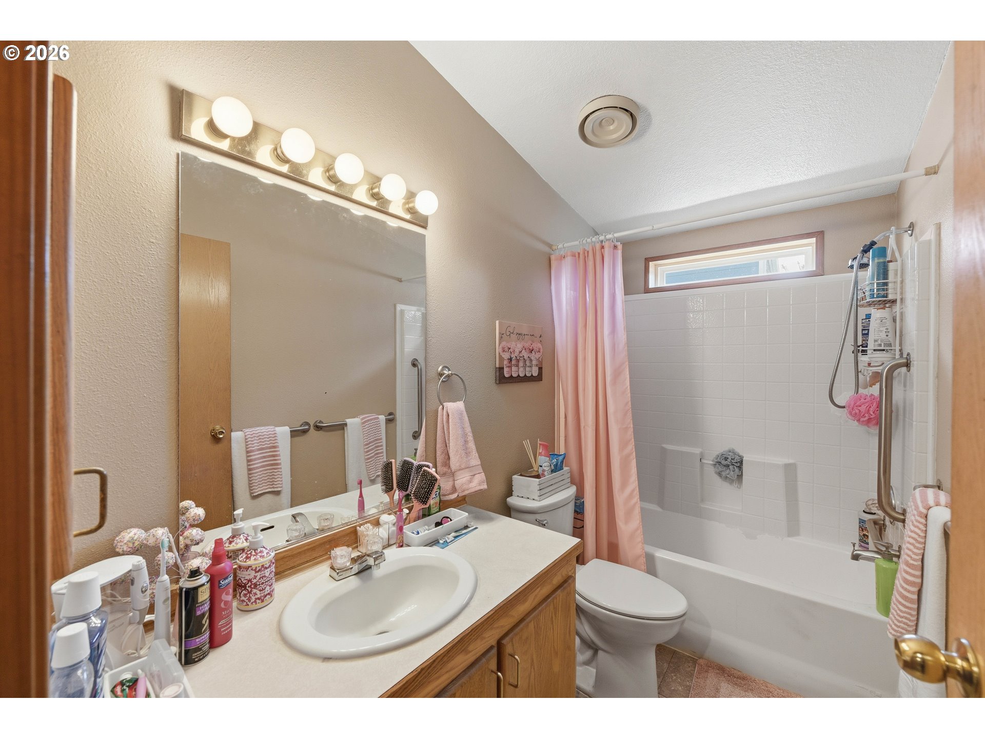 1830 Arthur Street North Bend, OR 97459 - Photo 17 of 21