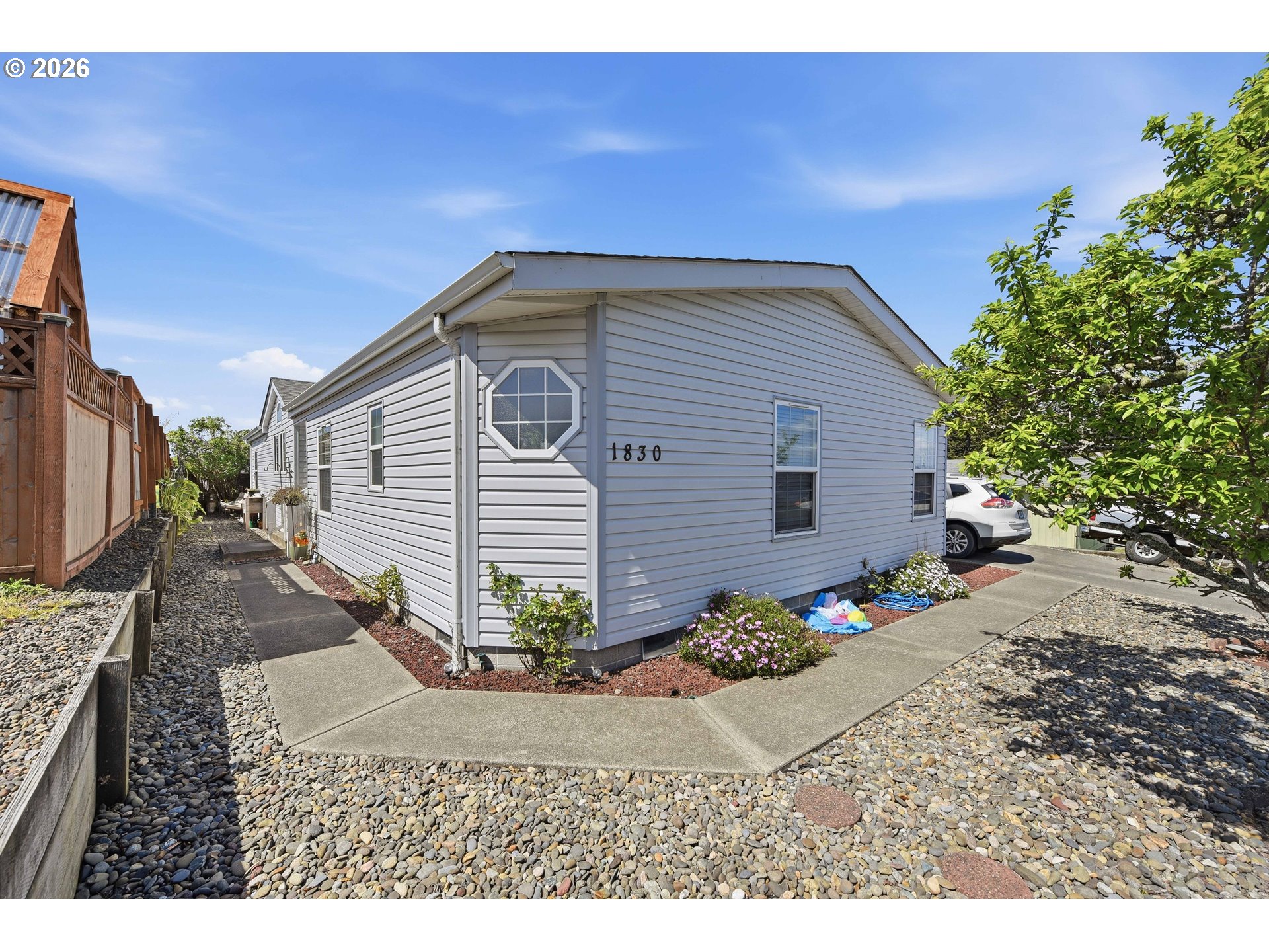 1830 Arthur Street North Bend, OR 97459 - Photo 2 of 21