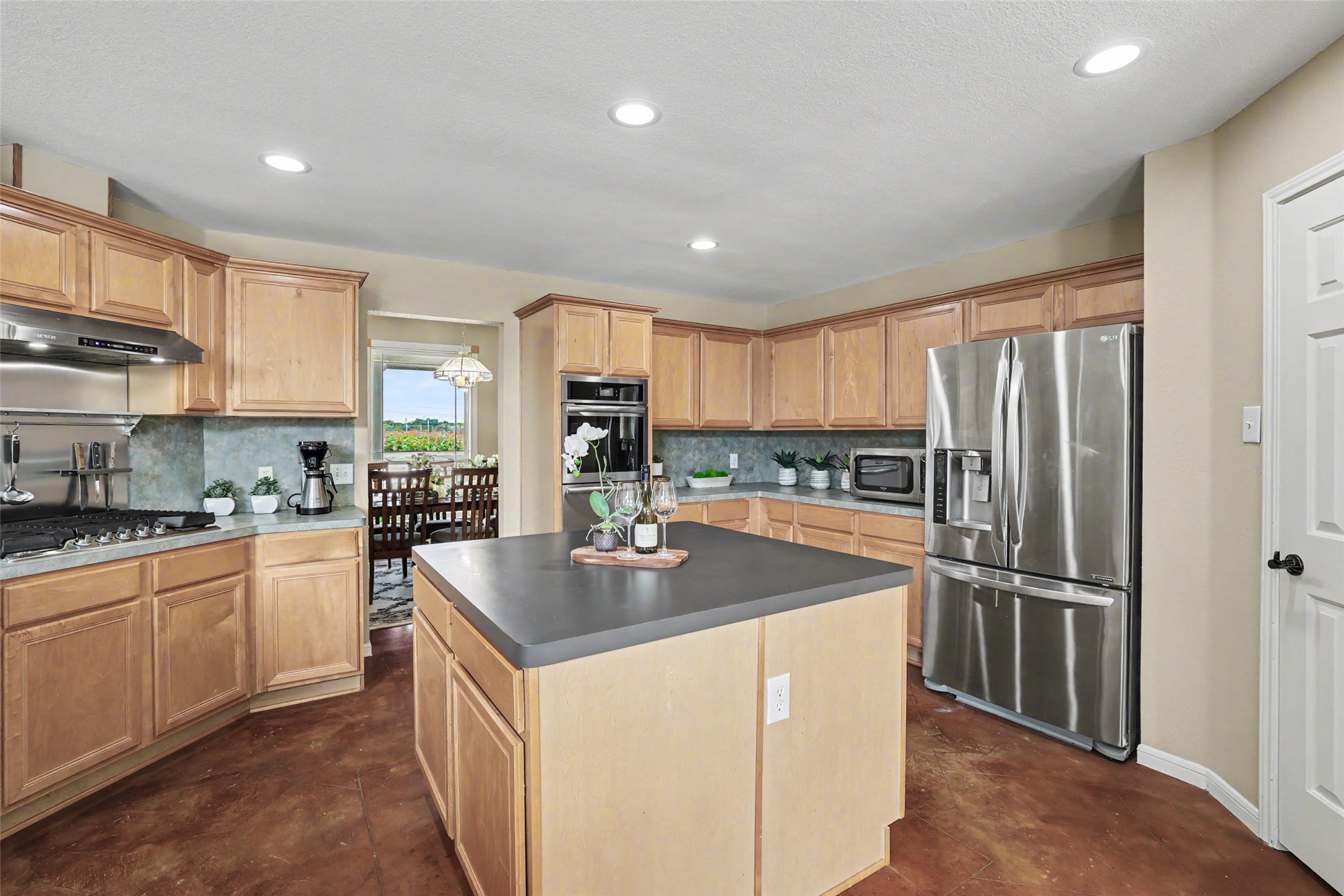 404 Mustang Way Georgetown, TX 78633 - Photo 11 of 40