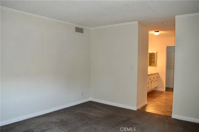 $2,650 | 24525 Trevino Drive, Unit U2, Valencia, CA 91355