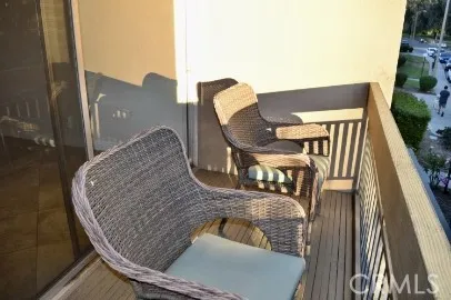 $2,750 | 24525 Trevino Drive, Unit U2, Valencia, CA 91355