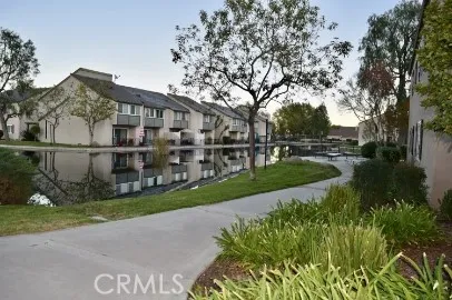 $2,750 | 24525 Trevino Drive, Unit U2, Valencia, CA 91355