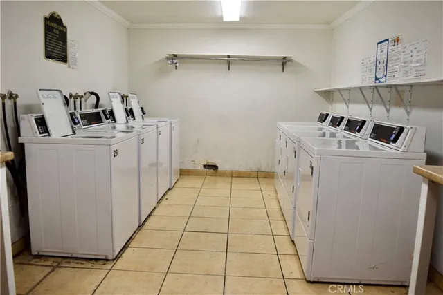 $2,650 | 24525 Trevino Drive, Unit U2, Valencia, CA 91355